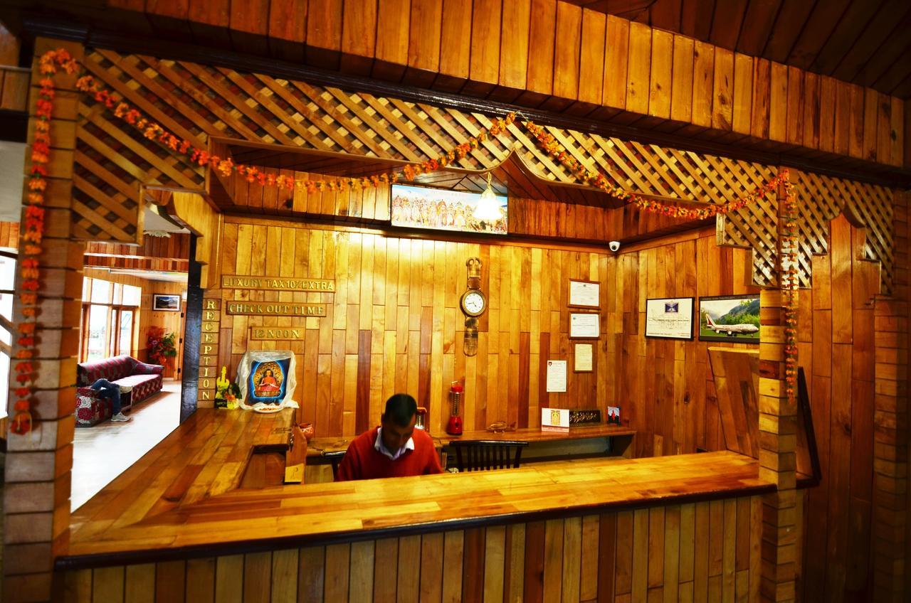Hotel Seagull Manāli Extérieur photo