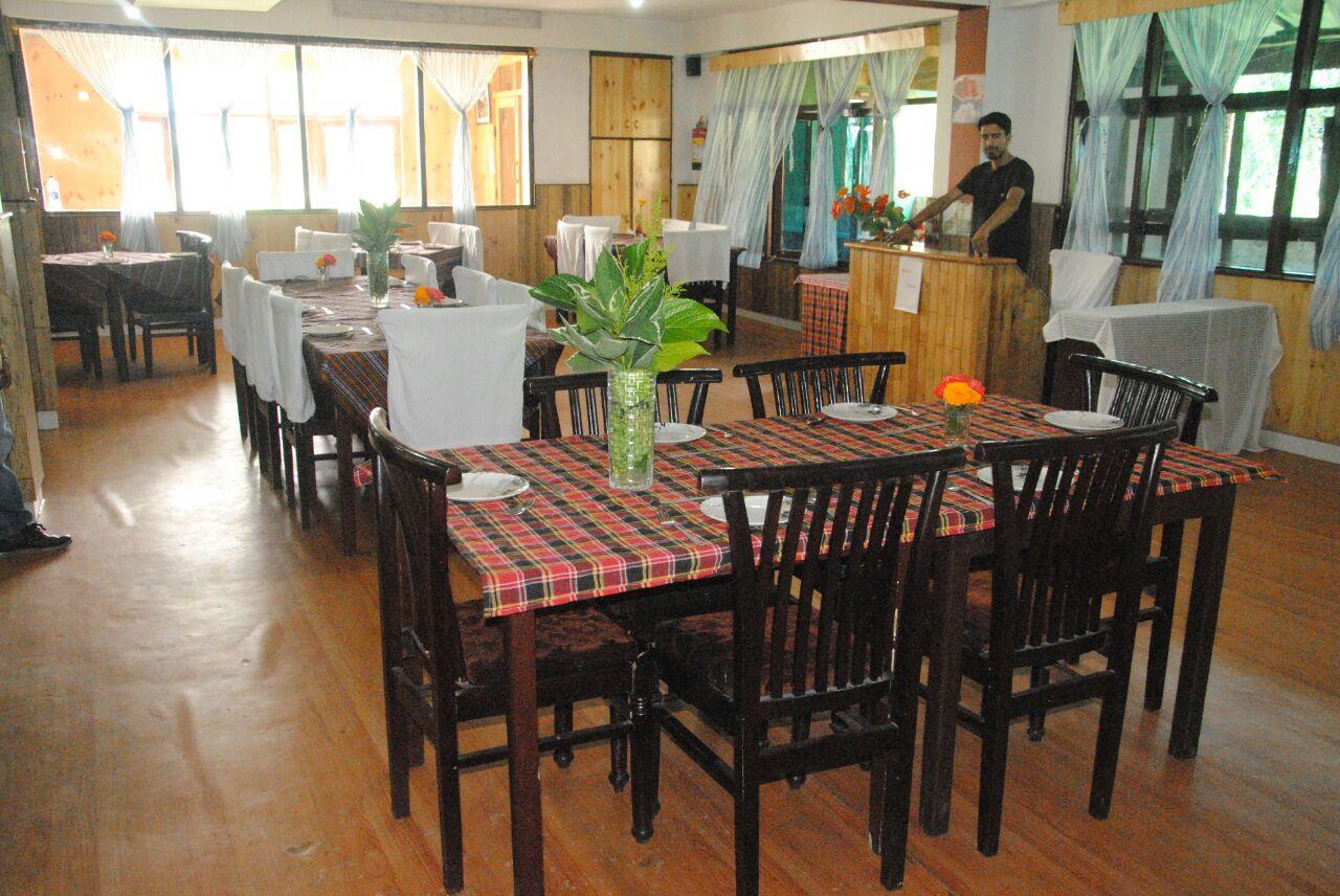 Hotel Seagull Manāli Extérieur photo